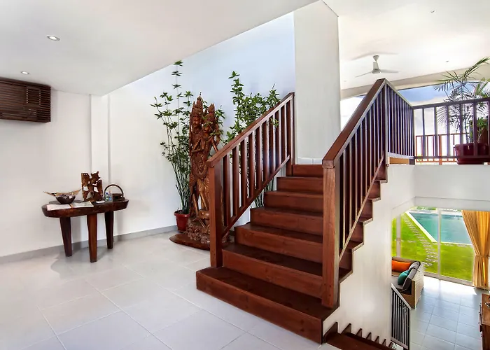 Villa Yenian By Finder *